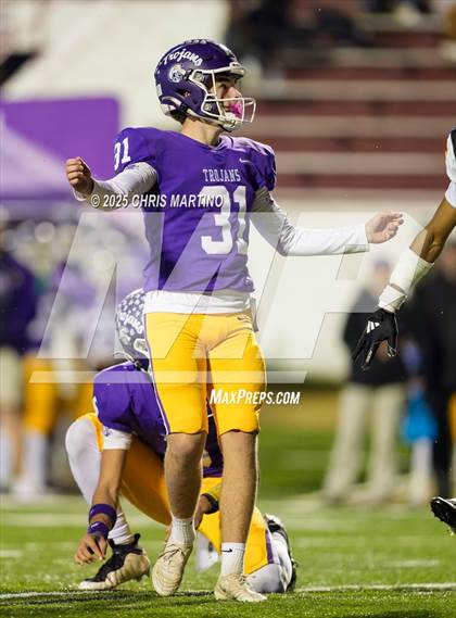 Thumbnail 2 in Irmo vs. Northwestern (SCHSL 5A Division 2 Final) photogallery.