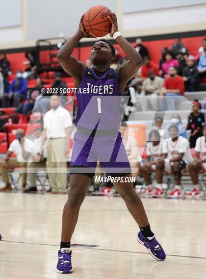 Thumbnail 2 in Pickerington Central @ Groveport-Madison photogallery.
