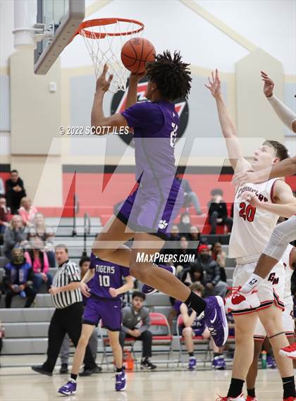 Thumbnail 3 in Pickerington Central @ Groveport-Madison photogallery.