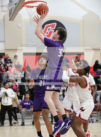 Thumbnail 1 in Pickerington Central @ Groveport-Madison photogallery.