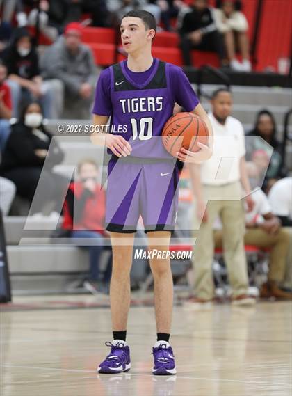 Thumbnail 2 in Pickerington Central @ Groveport-Madison photogallery.