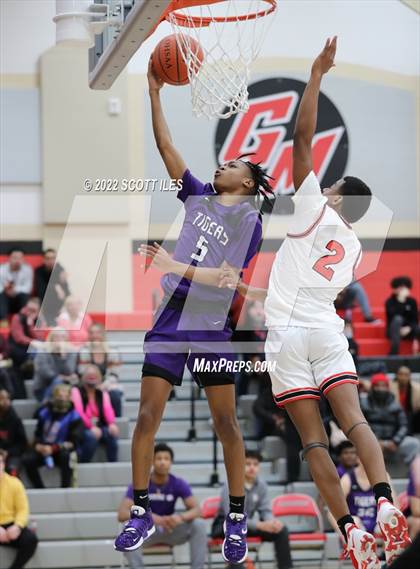 Thumbnail 2 in Pickerington Central @ Groveport-Madison photogallery.