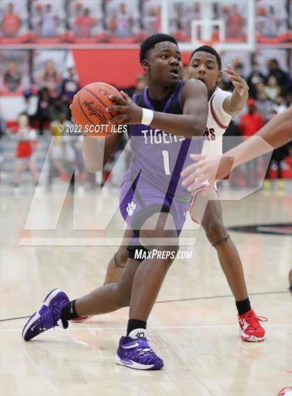 Thumbnail 3 in Pickerington Central @ Groveport-Madison photogallery.