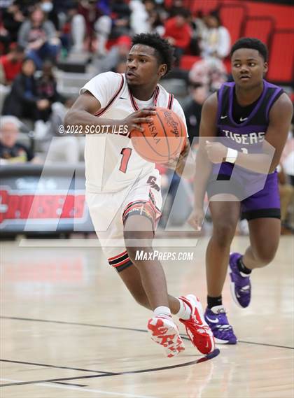 Thumbnail 2 in Pickerington Central @ Groveport-Madison photogallery.