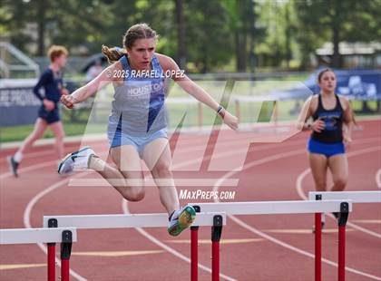 Thumbnail 2 in Rosehill Eagle Relays (300M Hurdles) photogallery.