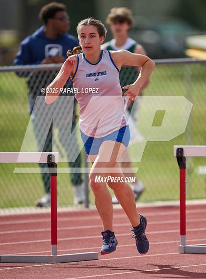 Thumbnail 1 in Rosehill Eagle Relays (300M Hurdles) photogallery.
