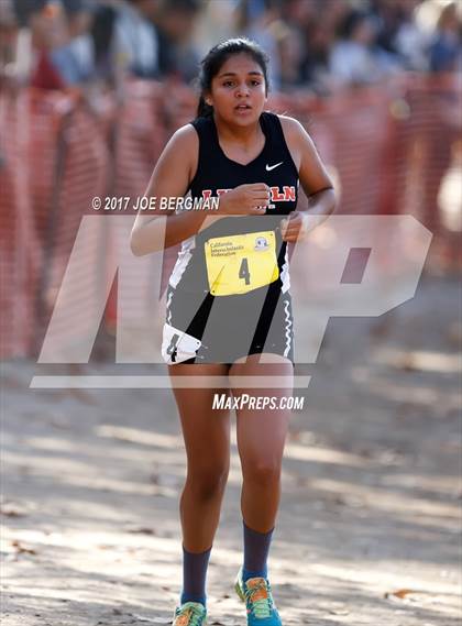 Thumbnail 1 in CIF State Cross Country Championships (Girls D3 Race) photogallery.