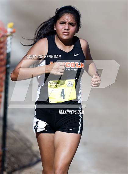 Thumbnail 1 in CIF State Cross Country Championships (Girls D3 Race) photogallery.