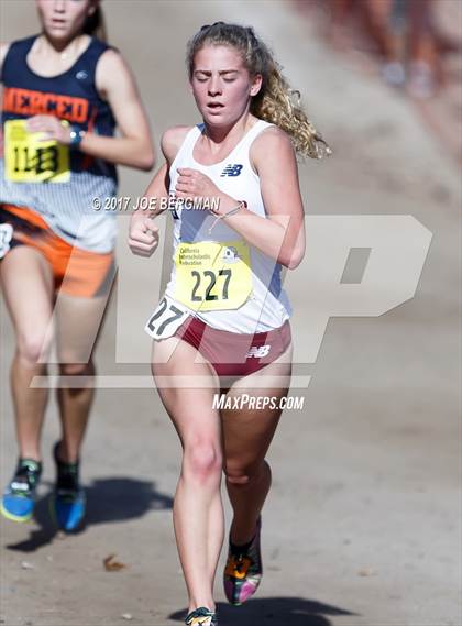 Thumbnail 1 in CIF State Cross Country Championships (Girls D3 Race) photogallery.