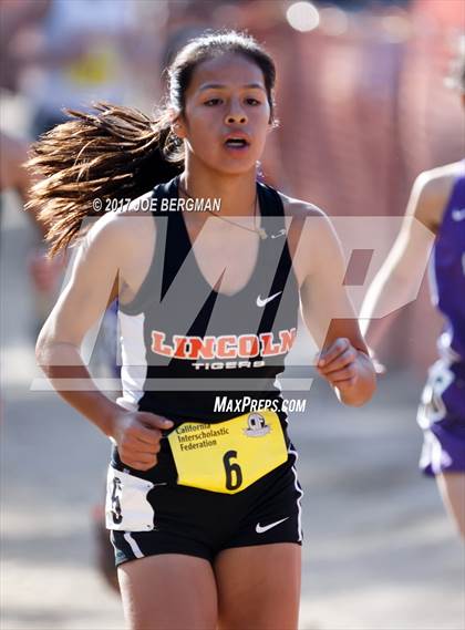 Thumbnail 1 in CIF State Cross Country Championships (Girls D3 Race) photogallery.