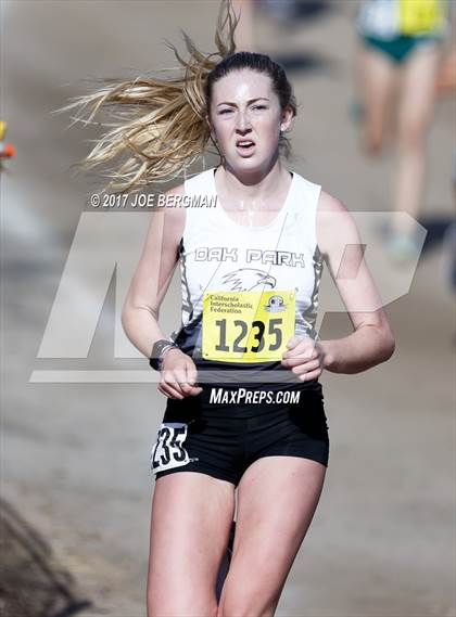 Thumbnail 1 in CIF State Cross Country Championships (Girls D3 Race) photogallery.