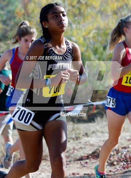 Thumbnail 2 in CIF State Cross Country Championships (Girls D3 Race) photogallery.