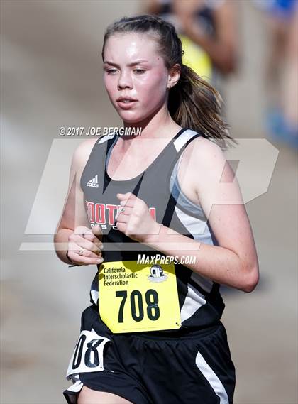 Thumbnail 3 in CIF State Cross Country Championships (Girls D3 Race) photogallery.