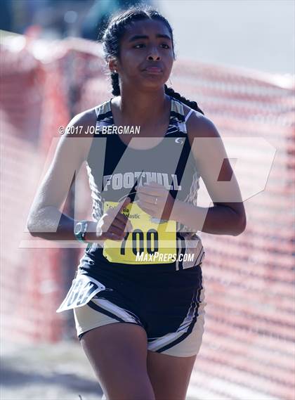 Thumbnail 3 in CIF State Cross Country Championships (Girls D3 Race) photogallery.
