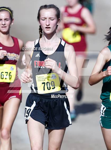 Thumbnail 3 in CIF State Cross Country Championships (Girls D3 Race) photogallery.