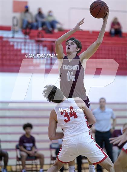 Thumbnail 1 in Dobyns-Bennett @ Daniel Boone photogallery.