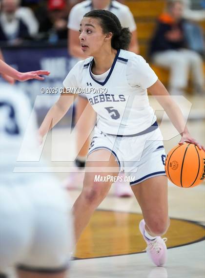 Thumbnail 1 in Valor Christian @ Columbine photogallery.