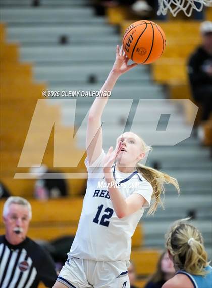 Thumbnail 3 in Valor Christian @ Columbine photogallery.