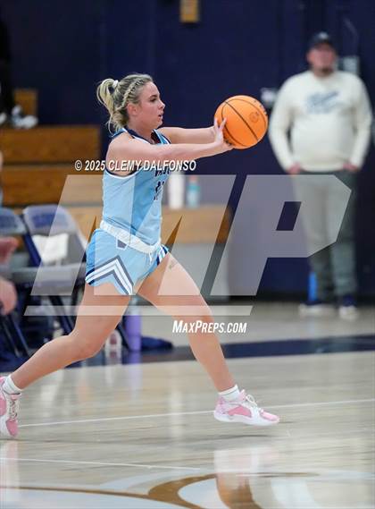 Thumbnail 3 in Valor Christian @ Columbine photogallery.