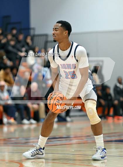 Thumbnail 3 in Vanden vs. Destiny Christian Academy (Fortune Showcase) photogallery.