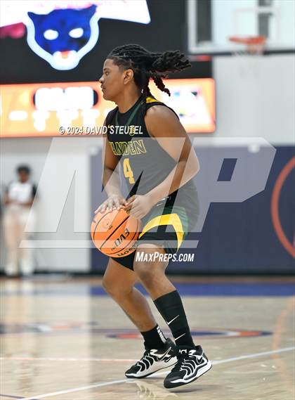 Thumbnail 1 in Vanden vs. Destiny Christian Academy (Fortune Showcase) photogallery.