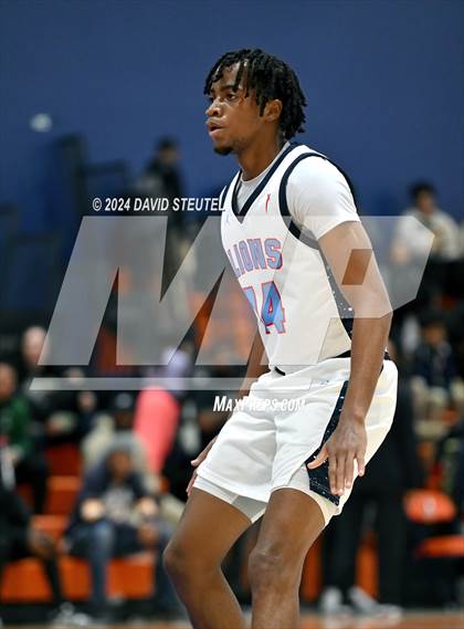 Thumbnail 1 in Vanden vs. Destiny Christian Academy (Fortune Showcase) photogallery.