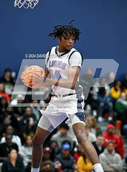 Thumbnail 3 in Vanden vs. Destiny Christian Academy (Fortune Showcase) photogallery.