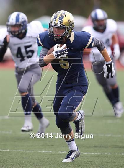 Thumbnail 3 in Elk Grove vs. Damonte Ranch (2014 Honor Bowl - NorCal) photogallery.