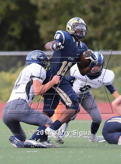 Thumbnail 1 in Elk Grove vs. Damonte Ranch (2014 Honor Bowl - NorCal) photogallery.