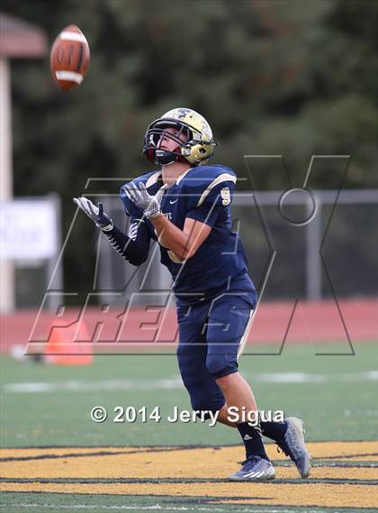 Thumbnail 1 in Elk Grove vs. Damonte Ranch (2014 Honor Bowl - NorCal) photogallery.