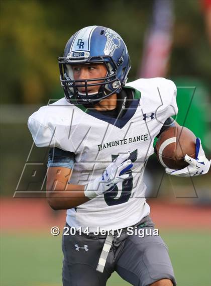 Thumbnail 1 in Elk Grove vs. Damonte Ranch (2014 Honor Bowl - NorCal) photogallery.