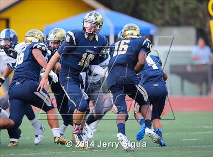 Thumbnail 3 in Elk Grove vs. Damonte Ranch (2014 Honor Bowl - NorCal) photogallery.