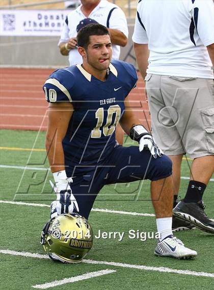 Thumbnail 3 in Elk Grove vs. Damonte Ranch (2014 Honor Bowl - NorCal) photogallery.