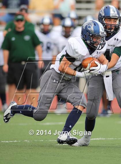 Thumbnail 2 in Elk Grove vs. Damonte Ranch (2014 Honor Bowl - NorCal) photogallery.