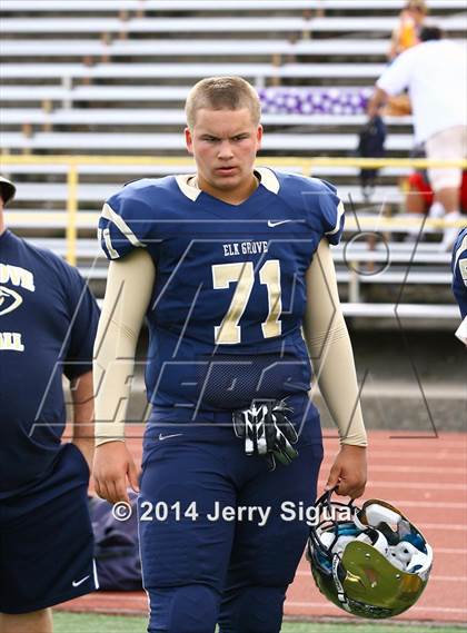 Thumbnail 1 in Elk Grove vs. Damonte Ranch (2014 Honor Bowl - NorCal) photogallery.