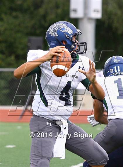 Thumbnail 2 in Elk Grove vs. Damonte Ranch (2014 Honor Bowl - NorCal) photogallery.
