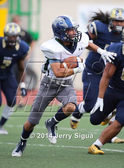 Thumbnail 2 in Elk Grove vs. Damonte Ranch (2014 Honor Bowl - NorCal) photogallery.