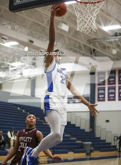 Thumbnail 2 in Grand Prairie vs. Rowlett (Denton Ryan Holiday Showcase) photogallery.