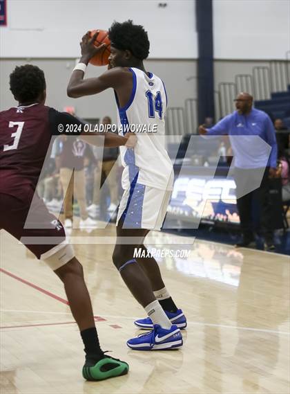 Thumbnail 1 in Grand Prairie vs. Rowlett (Denton Ryan Holiday Showcase) photogallery.