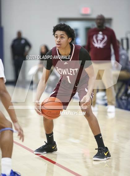 Thumbnail 2 in Grand Prairie vs. Rowlett (Denton Ryan Holiday Showcase) photogallery.