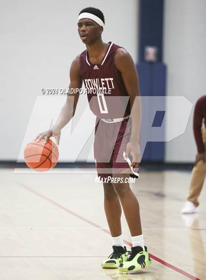 Thumbnail 3 in Grand Prairie vs. Rowlett (Denton Ryan Holiday Showcase) photogallery.