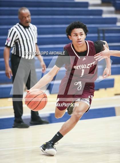 Thumbnail 3 in Grand Prairie vs. Rowlett (Denton Ryan Holiday Showcase) photogallery.