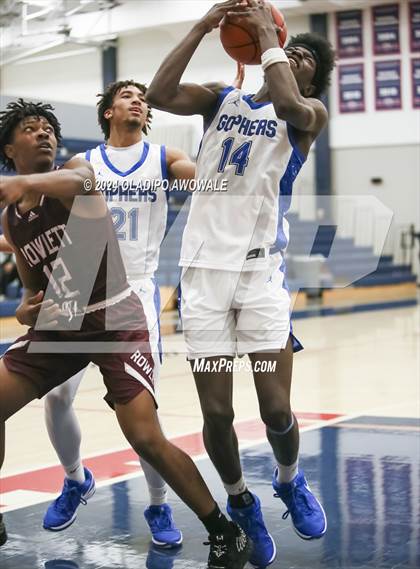 Thumbnail 1 in Grand Prairie vs. Rowlett (Denton Ryan Holiday Showcase) photogallery.