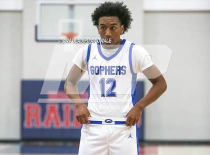Thumbnail 2 in Grand Prairie vs. Rowlett (Denton Ryan Holiday Showcase) photogallery.