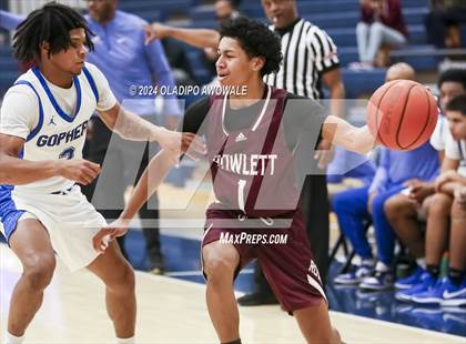 Thumbnail 3 in Grand Prairie vs. Rowlett (Denton Ryan Holiday Showcase) photogallery.