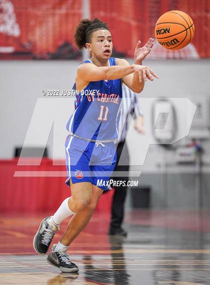 Thumbnail 3 in GV Christian vs. Pahranagat Valley (NIAA Class 1A State Boys Final) photogallery.