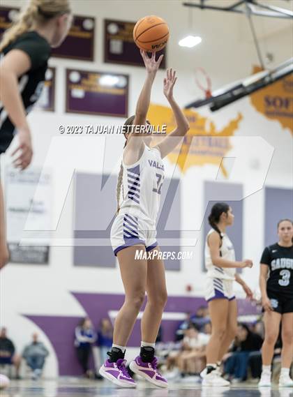 Thumbnail 2 in Saugus @ Valencia photogallery.