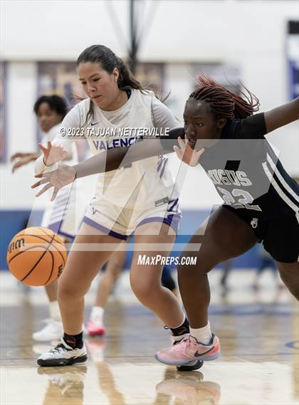 Thumbnail 2 in Saugus @ Valencia photogallery.