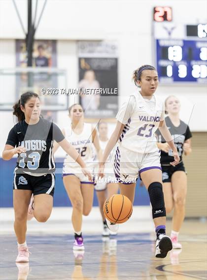 Thumbnail 3 in Saugus @ Valencia photogallery.