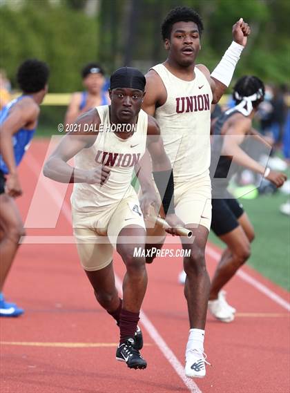 Thumbnail 3 in Union County Championship Relays  photogallery.